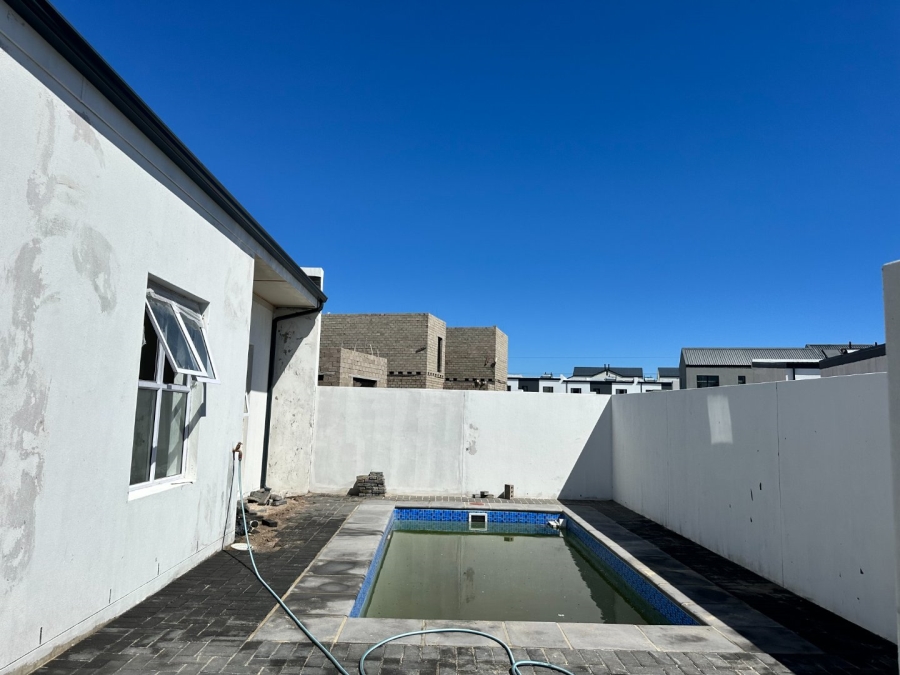 3 Bedroom Property for Sale in Sandown Western Cape